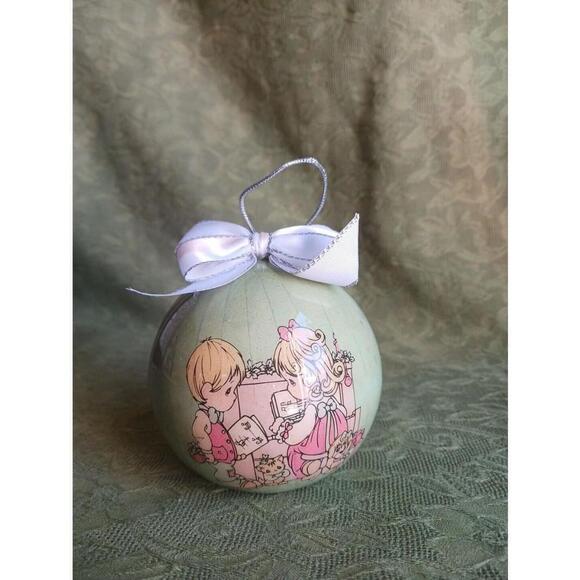 Vintage Precious Moments Christmas Ornament 1995 Enesco - Picture 1 of 6